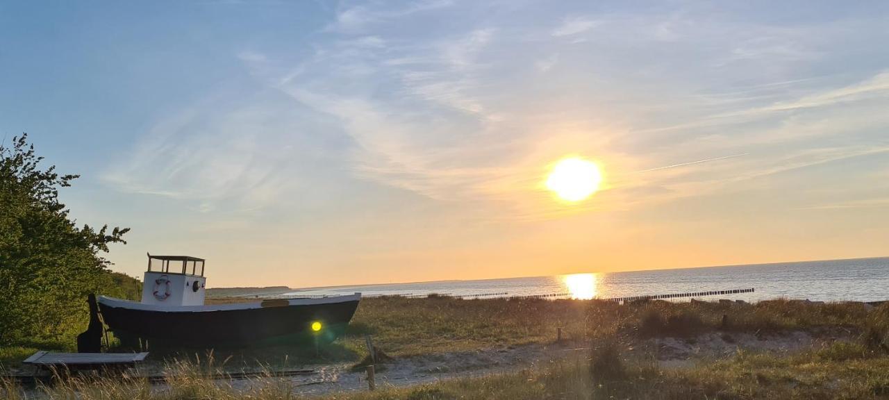 Ferienwohnung "Juliette" Zingst Exteriör bild